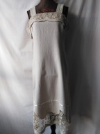 Sukienka jasnobeżowa, lniana na ramiączkach - 36