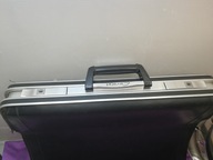 kuferek walizka dyplomatka stara ciężka aktówka CAVALET gang OLSENA DANIA