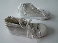 CHARYTATYWNIE: Trampki białe brokatowe Coccodrillo roz. 30