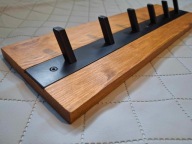 Wieszak ścienny 50 cm drewno + stal, czarny, orzech, 6 haczyków, złożony