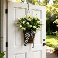 Wianek wieniec ozdobny dekor wiosenny kosz tulipany kwiaty kwiatki wiosna