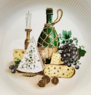 TAKERZ do serwowania SERÓW 23 cm bardzo ładny wzór