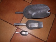 TRZY ŁYŻKI ALUMINIOWE MIARKI