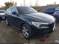 Alfa Romeo Stelvio 2018 r., 2,0L AWD 2.0 Benzyna 280KM
