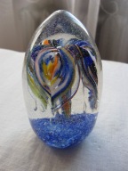 SZKLANY PRZYCISK WSTRZĄŚNIĘTY KWIAT W WODZIE WAGA O,7 kg WYS 11 cm