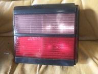 VW PASSAT B3 KOMBI VARIANT LAMPA TYŁ TYLNA LEWA W KLAPĘ
