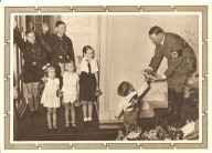 ADOLF HITLER W PRZEDSZKOLU -DZIECI -postkarte -obieg 1939 rok