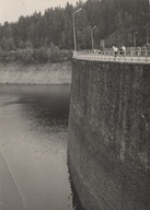 Pocztówka PRL Pilchowice tama na jeziorze