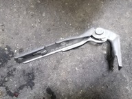 ZAWIAS MASKI PRAWY AUDI A4 B6 B7 8E0823302E