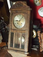 Zegar wiszący do wiejskiej chałupy.