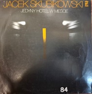 Jacek Skubikowski Jedyny hotel w mieście Winyl