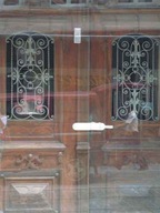 Drzwi zabytkowe do kamiennicy