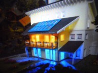 DOM Nowoczesny z Oświetleniem LED w H0