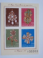 Węgry - Dzień znaczka- klejnoty - Mi. bl.100 **