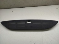 VW Passat B6 kratka środkowa deski rozdzielczej