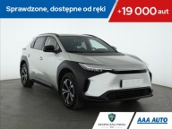 Toyota bZ4X Dual Motor, Salon Polska
