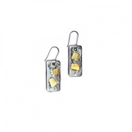 Kolczyki ze stali i mosiądzu.