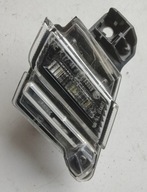 Lampa lampka w zderzak PRAWA LEXUS UX