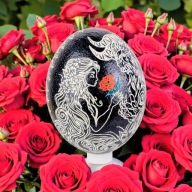 Pisanka ręcznie drapana STRUSIE jajo metoda rytownicza Wielkanoc rękodzieło