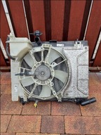 Toyota Yaris III 1,33 Obudowa z wentyl. + chłodnice