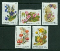 ZSRR** KWIATY Mi 5847-51