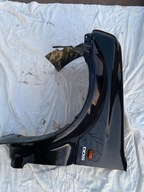 SUZUKI JIMNY 98- BŁOTNIK PRAWY PRZÓD KOMPLETNY, ORYGINAŁ BEZ RDZY. CZARNY.