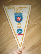 TKKF POLFA Tarchomin XIII lat proporczyk z 1975 r.