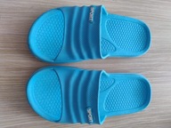 Klapki basenowe chłopięce niebieskie r. 31