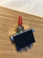 Włącznik sieciowy 220 V, 3 A, używany