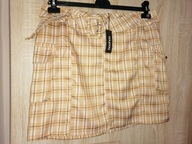 SPÓDNICZKA MINI BOOHOO 44 XXL KRATA