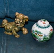 CHIŃSKI SMOK + CHIŃSKI POJEMNICZEK PORCELANOWY RĘCZNIE MALAOWANY