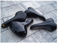 Siodełka rowerowe pakiet 4 sztuki, jedno żelowe