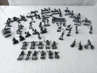 Poszukiwacze złota Żołnierzyki 1:72 PRL 66 sztuk
