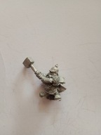 WARHAMMER DWARFS HERO WITH HAMMER METAL