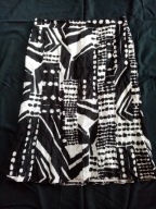 spódniczka na podszewce lekko puszystej r.44 atrakcyjna cena!