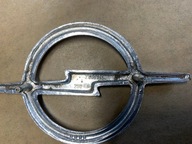 Opel Commodore A Rekord C emblemat maski #995
