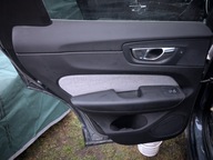 VOLVO XC60 II BOCZEK DRZWI LEWY TYŁ