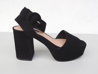 Wygodne sandałki *Pull & Bear* roz 36