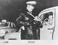 MILICJA OBYWATELSKA, MO PRL mundur duży fotos film GODZINA ZA GODZINĄ 24x30