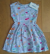 Sukienka LC Waikiki w serduszka 4-5 lat