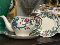 ROYAL COULDON VICTORIA DZBANEK NA HERBATĘ PODSTAWKA TALERZYK DESEROWY