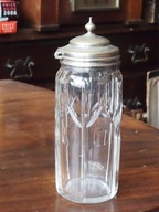 Naczynie szklane z zestawu do przypraw.