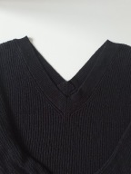 Amisu damski sweter głęboki dekolt r L