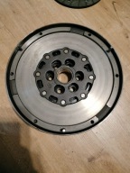 Sprzęgło koło dwumasowe Opel Astra H Zafira B 1.9 CDTI FL 415044510