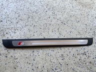 Audi A4 B8 8K0853373 listwa progowa przód PRAWA