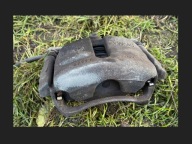 VW SEAT SKODA AUDI ZACISK HAMULCOWY JARZMO PRAWY PRZÓD 312/25 6799D