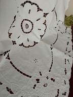 Ażurowe hafty komplet 1 + 4 serwetki.