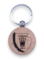 Drewniany brelok Korona Kielce – grawer z logo, prezent dla kibica