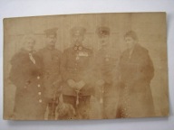 Oficer - stare zdjęcie z 1918 / Krzyż Żelazny ,szable , żołnierze