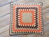 PRACA RĘCZNA WEŁNA SZYDEŁKO POSZEWKA + PODUSZKA W FOLKOWYM STYLU 35 x 35